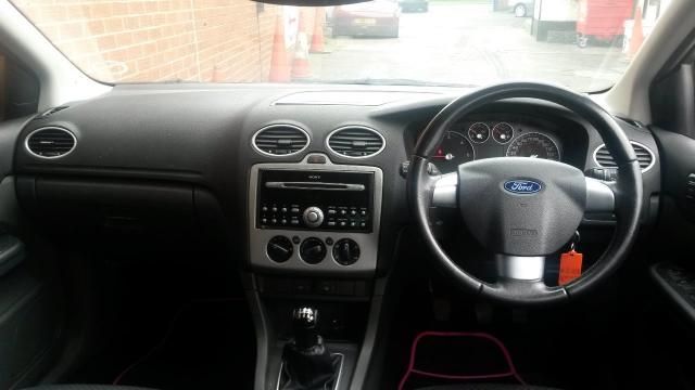 2006 FORD FOCUS 1.8 TITANIUM TDCI 5d image 7