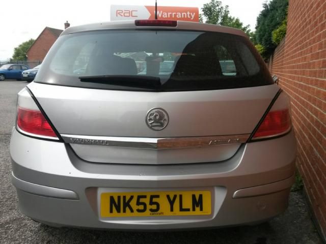 2005 VAUXHALL ASTRA 1.6 image 3