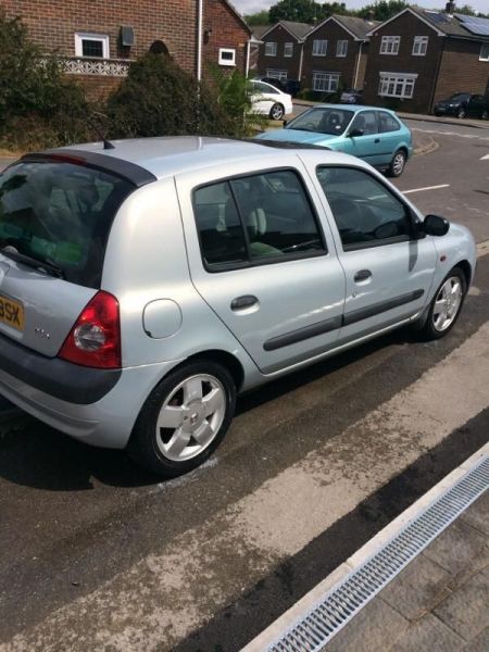 2001 Renault Clio 1.4 image 1