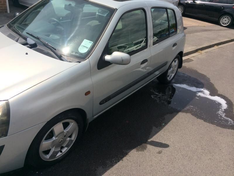 2001 Renault Clio 1.4 image 5