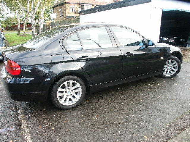 2006 BMW 3 Series 2.0 320d SE 4dr Auto image 4