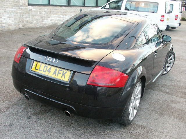 2004 Audi TT 1.8 T Quattro 2dr image 4