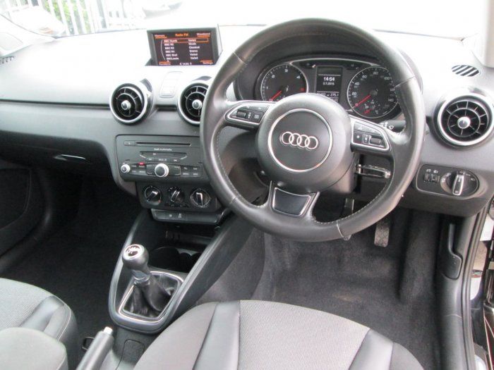 2012 Audi A1 1.6 TDI SPORT 3dr image 7