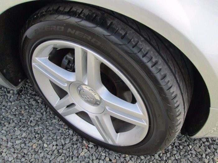 2008 Audi A4 2.0 TDi SPORT GENUINE LOW MILES image 5