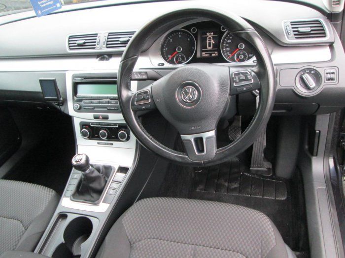 2011 Volkswagen Passat 1.6 TDI image 5