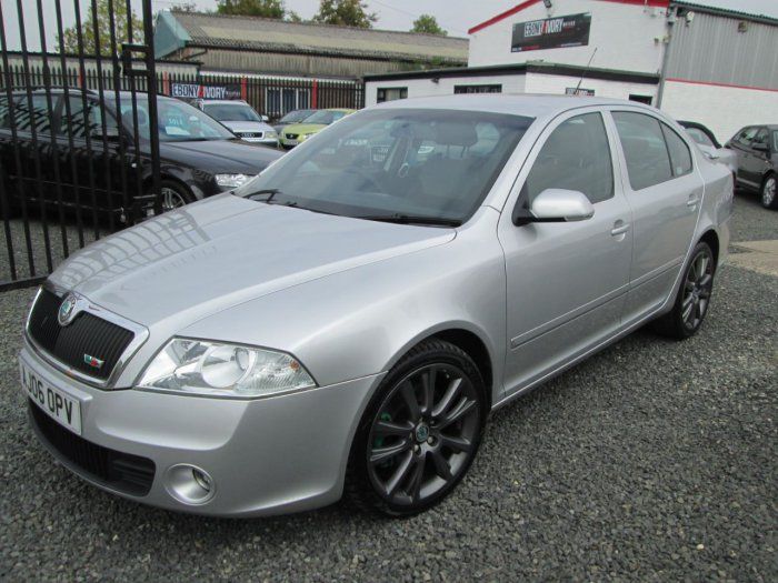 2006 Skoda Octavia 2.0T FSI vRS 5dr image 1
