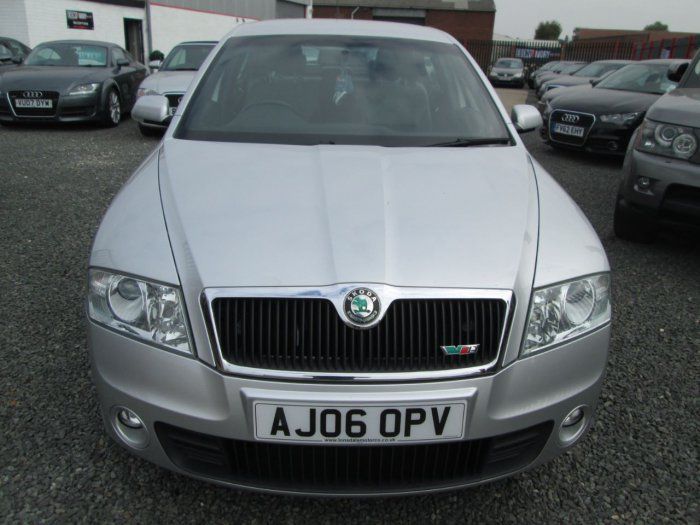 2006 Skoda Octavia 2.0T FSI vRS 5dr image 2