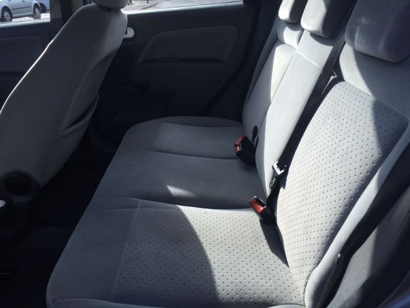 2002 Ford Fiesta GHIA 16V image 6