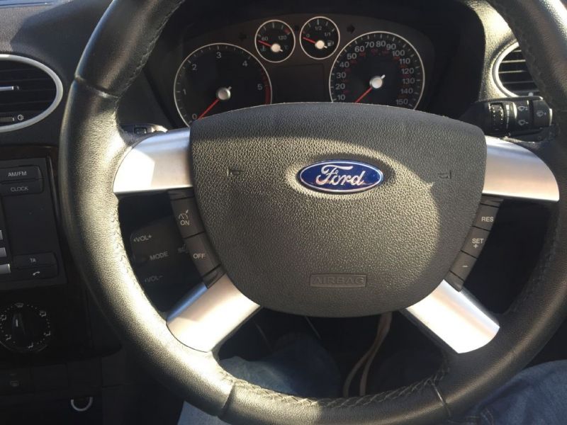 2006 Ford Focus GHIA TDCI image 7