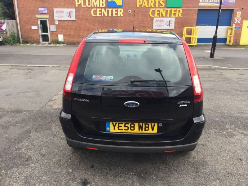 2008 Ford Fusion ZETEC CLIMATE image 3