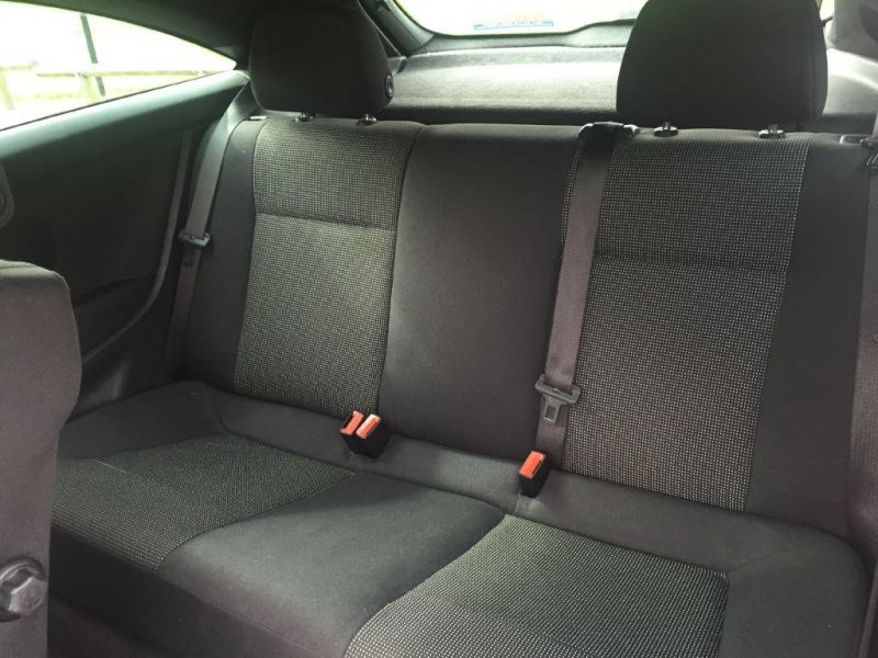 2010 Vauxhall Astra SRI image 6