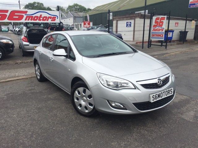 2010 Vauxhall Astra ES image 1