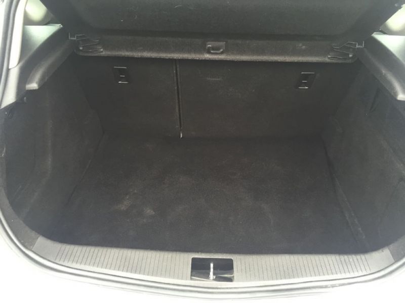 2010 Vauxhall Astra ES image 4