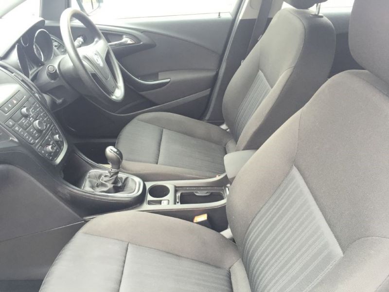 2010 Vauxhall Astra ES image 5