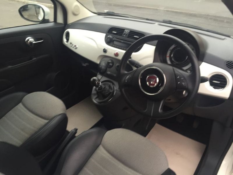 2009 Fiat 500 C LOUNGE image 8