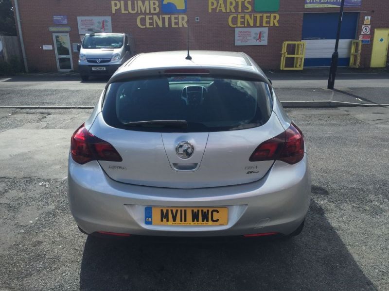 2011 Vauxhall Astra SRI CDTI image 3