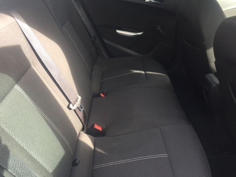 2011 Vauxhall Astra SRI CDTI S/S image 6