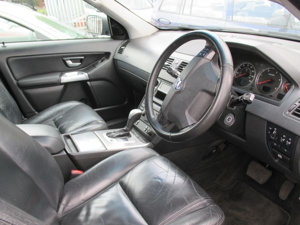 2004 VOLVO XC90 2.4 D5 SE image 6