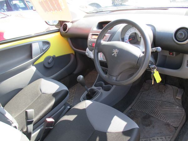 2011 PEUGEOT 107 1.0 Urban Lite image 7
