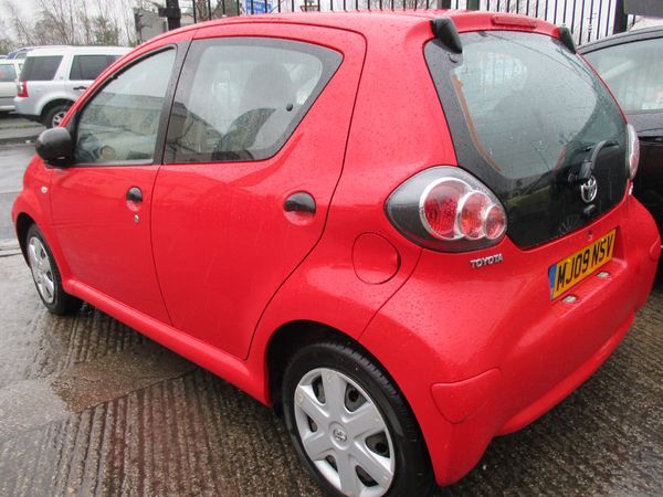 2009 TOYOTA AYGO 1.0 VVT-i image 3