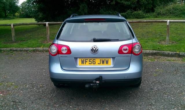 2006 VOLKSWAGEN PASSAT 2.0 SE TDI image 3