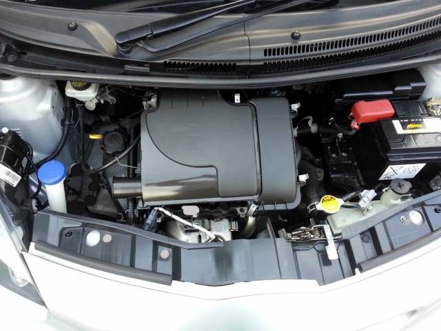 2009 TOYOTA AYGO 1.0 VVT-i Platinum image 8