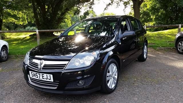 2007 VAUXHALL ASTRA 1.4i 16V SXi image 2