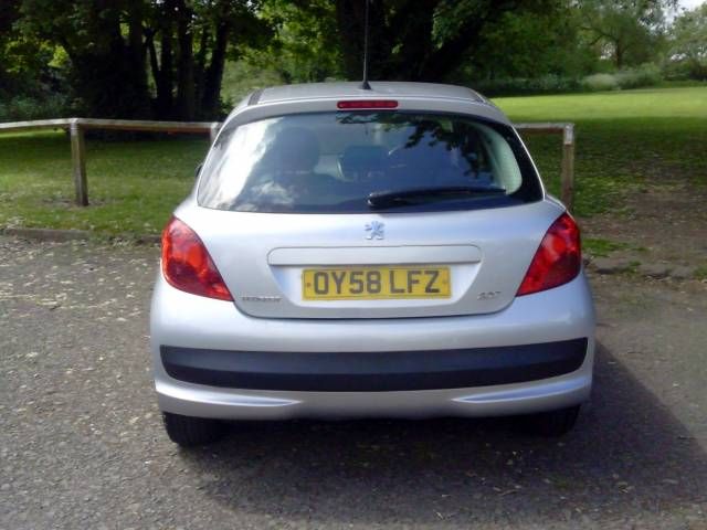 2008 PEUGEOT 207 1.4 HDi Urban image 3