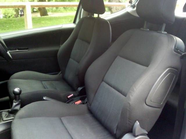 2008 PEUGEOT 207 1.4 HDi Urban image 6