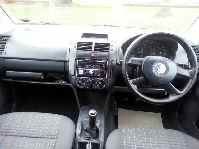 2005 VOLKSWAGEN POLO 1.4 S 75 image 5