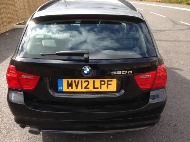2012 BMW 3 SERIES 320D image 4