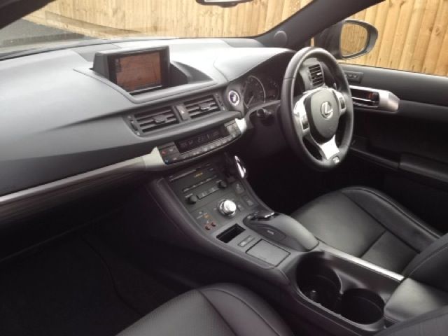 2012 LEXUS CT 1.8 200H F SPORT 5d image 6