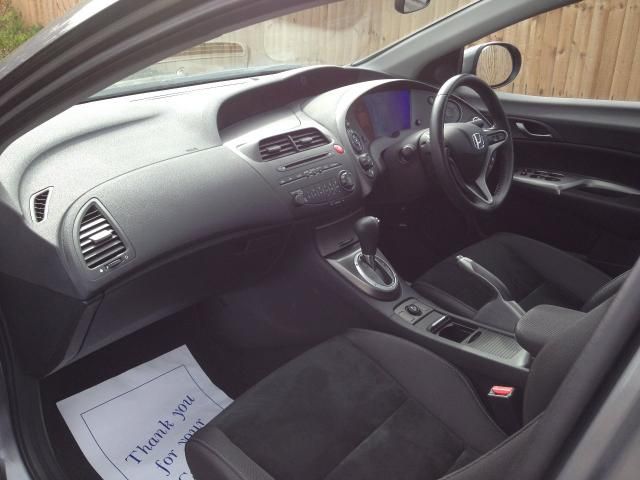 2011 HONDA CIVIC 1.8 I-VTEC ES 5d image 7