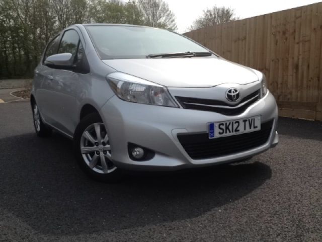2012 TOYOTA YARIS 1.3 VVT-I T SPIRIT 5d image 1
