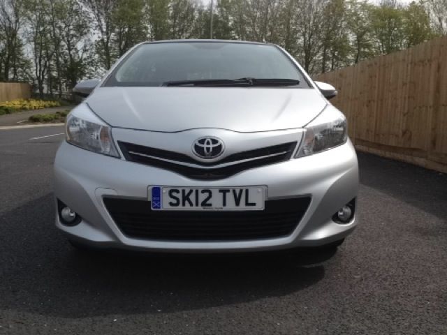 2012 TOYOTA YARIS 1.3 VVT-I T SPIRIT 5d image 3