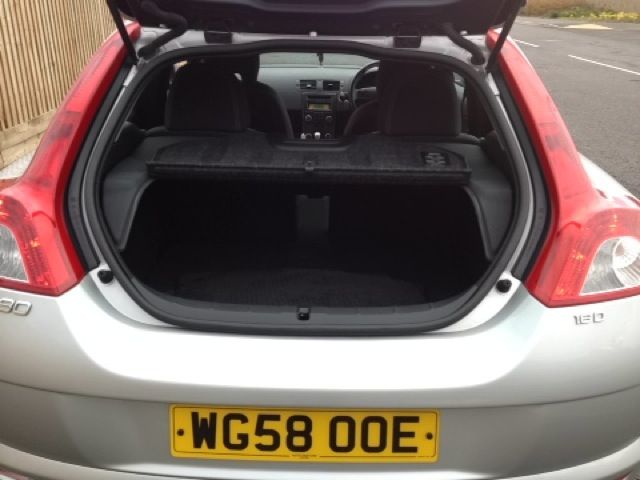 2009 VOLVO C30 1.6 D SPORT 3d image 4