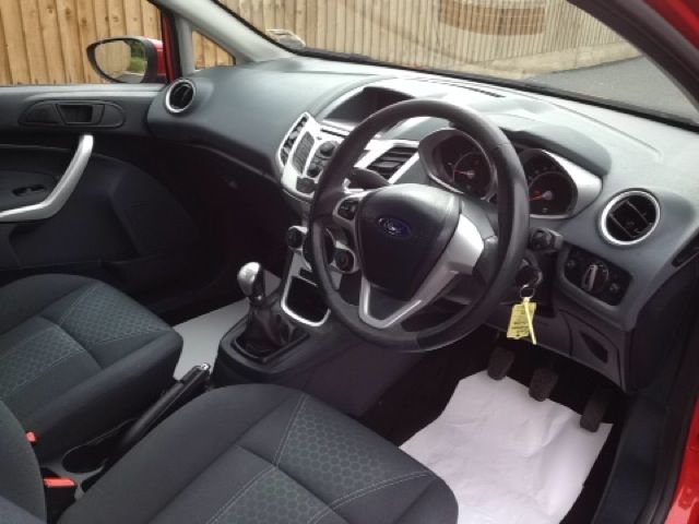 2009 FORD FIESTA 1.2 ZETEC 3d image 4