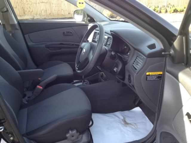 2010 KIA RIO 1.4 DOMINO 5d image 4