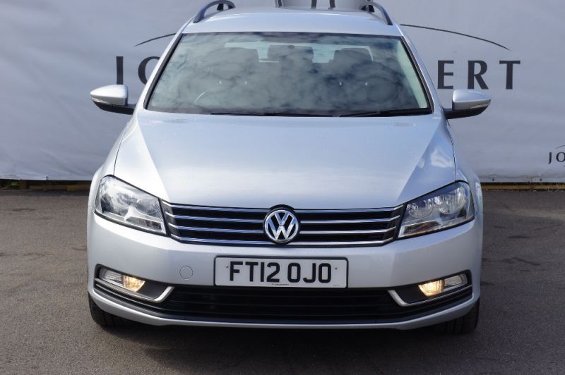 2012 VOLKSWAGEN PASSAT S TDI image 2