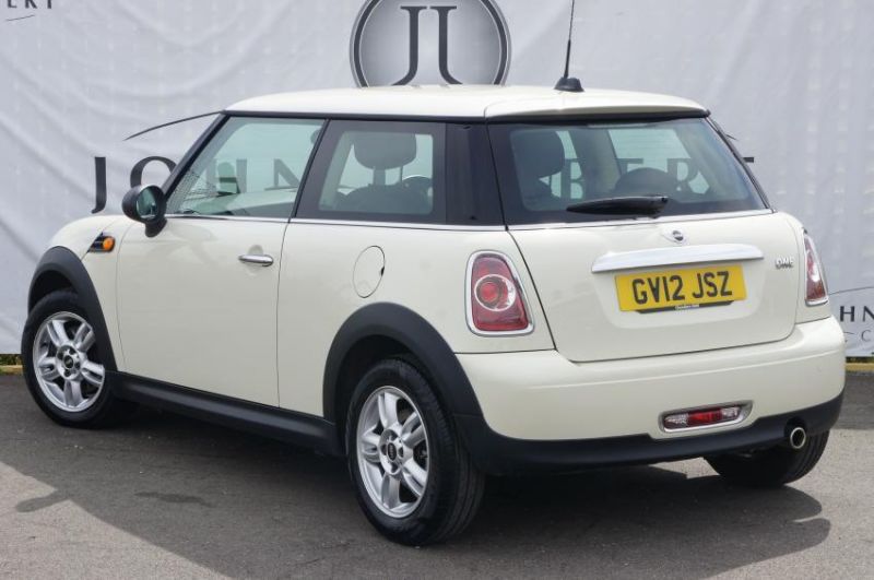 2012 MINI HATCH ONE image 3
