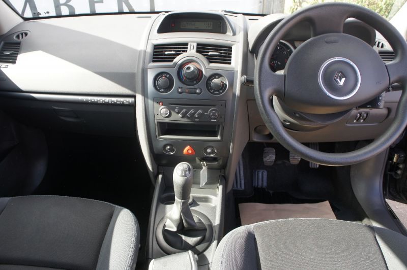 2008 RENAULT MEGANE DYNAMIQUE DCI image 5