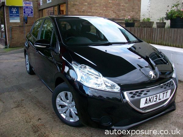 2013 Peugeot 208 1.4 e-HDi image 1