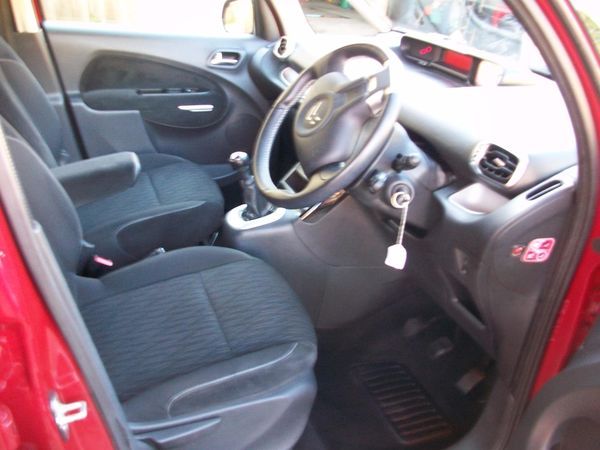 2012 Citroen C3 Picasso 1.6 HDi 8V image 4
