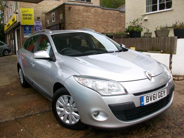 2011 Renault Megane Expression Dci 90 image 1