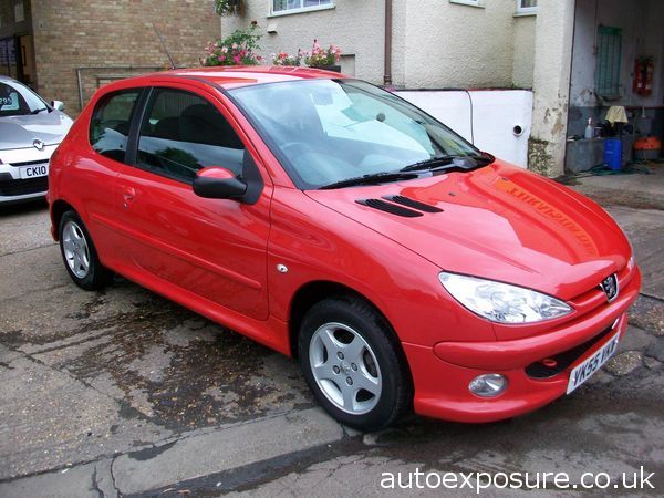 2005 Peugeot 206 1.1 Sport image 1