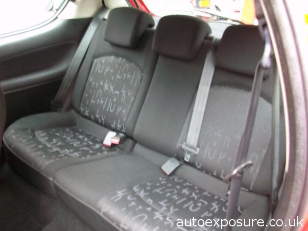 2005 Peugeot 206 1.1 Sport image 6