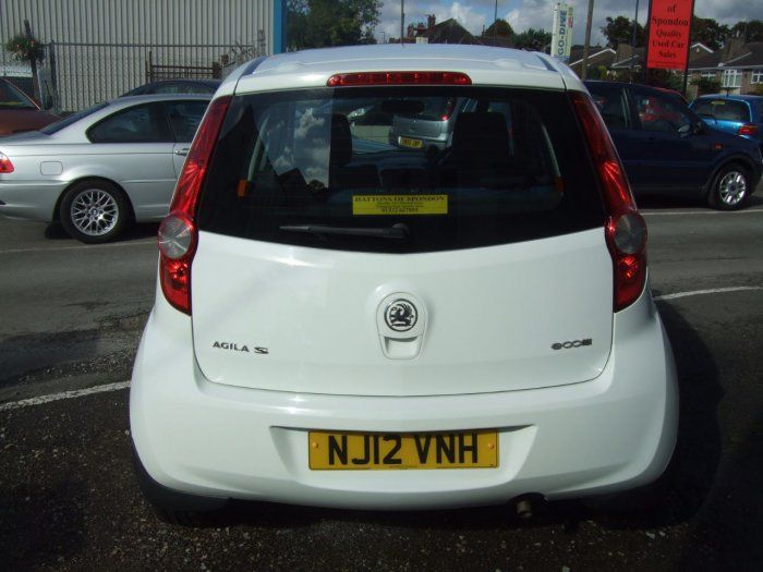 2012 Vauxhall Agila 1.0 12V image 3