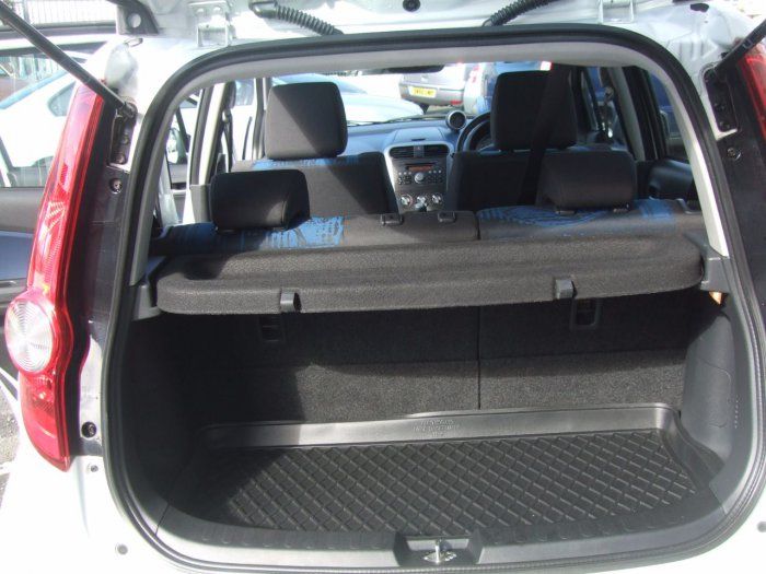 2012 Vauxhall Agila 1.0 12V image 4