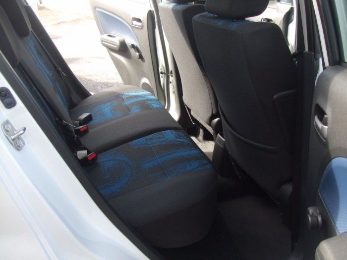 2012 Vauxhall Agila 1.0 12V image 6