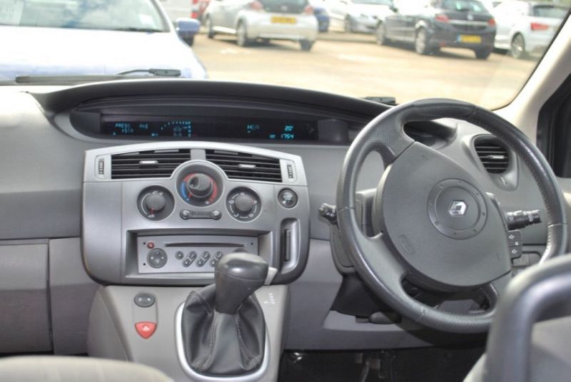 2006 Renault Grand Scenic image 4